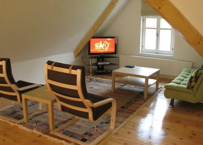 Station House Loft Obratan